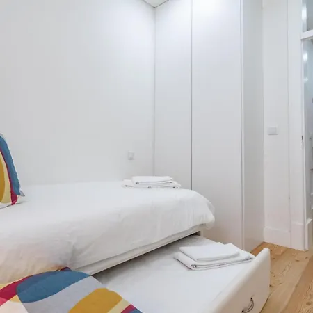 Appartamento Akicity Anjos Luminescent Lisbona